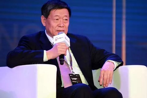 在2015(第八屆)金麒麟論壇上，山東魏橋創(chuàng)業(yè)集團(tuán)董事長(zhǎng)張士平表示，要想企業(yè)搞得好，必須讓員工過(guò)得好，我們企業(yè)負(fù)責(zé)為員工蓋房子，保證每個(gè)員工有一套房子，從90平方到160平方不等，這就解決了把農(nóng)村勞動(dòng)力轉(zhuǎn)移到城市的問(wèn)題，也解決了我們的職工家屬的問(wèn)題，叫職工真正以企業(yè)為家。