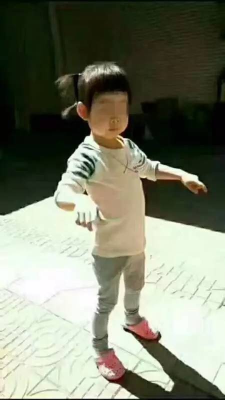 河北半月內(nèi)4家幼兒園學(xué)童校車內(nèi)死亡 3家無證經(jīng)營 河北半月內(nèi)4家幼兒園學(xué)童校車內(nèi)死亡 3家無證經(jīng)營