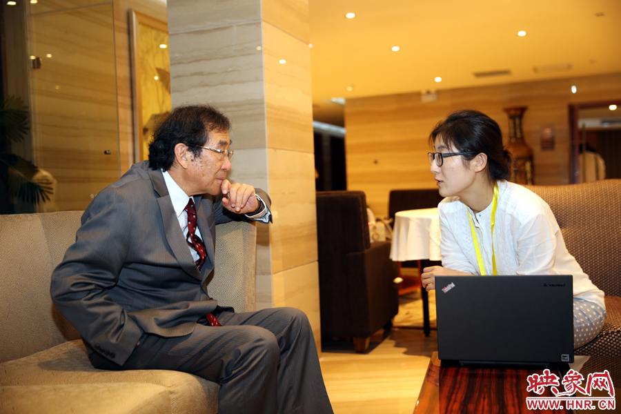 映象網(wǎng)記者專(zhuān)訪(fǎng)杜維明教授。