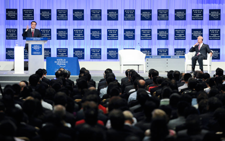 李克強(qiáng)總理出席夏季達(dá)沃斯論壇并發(fā)表開幕式致辭。
