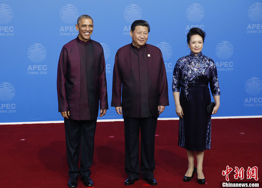 圖為習(xí)近平夫婦歡迎美國(guó)總統(tǒng)奧巴馬。中新社發(fā) 杜洋 攝