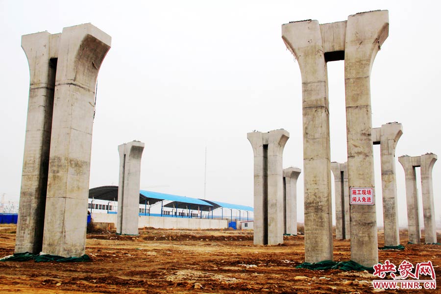 今年9月份，媒體曾報道稱，此項目停工的原因主要是資金鏈斷裂。