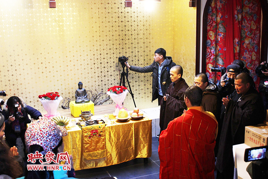 祈福法會現(xiàn)場。