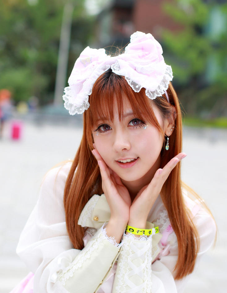 成都舉行西南最大動漫展 性感萌妹頻頻搶鏡 成都舉行西南最大動漫展 性感萌妹頻頻搶鏡