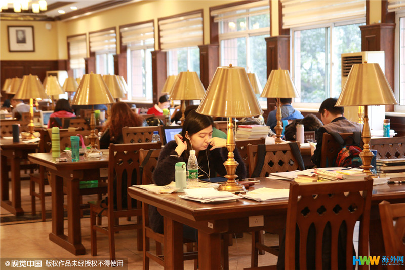 重慶大學改造翻新的“民國風圖書館”走紅網(wǎng)絡，引得無數(shù)網(wǎng)友點贊
