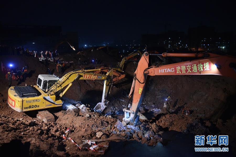 救援車源源不絕，救援人源源不斷——深圳滑坡災害救援處置36小時全景掃描