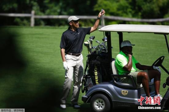 美國內(nèi)外局勢緊張 奧巴馬罕見中斷假期返回開會 美國內(nèi)外局勢緊張 奧巴馬罕見中斷假期返回開會