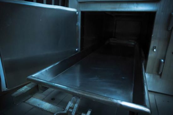 德國(guó)一女子竟與母親尸體共眠5年 德國(guó)一女子竟與母親尸體共眠5年