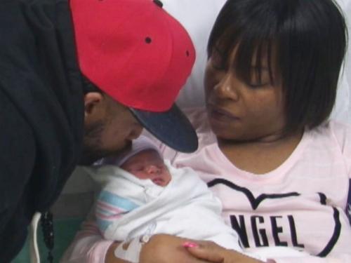 俄亥俄州一對同為元旦生日的夫妻，就在剛剛過去的1月1日，又生下了自己的女兒。