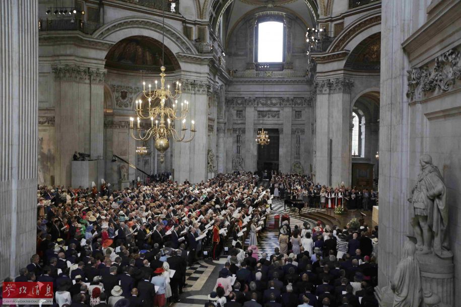 英國女王90大壽現(xiàn)場。