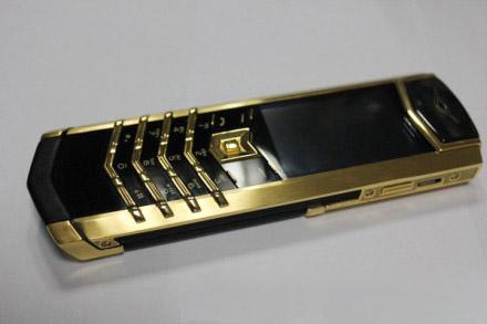 Vertu手機，資料圖