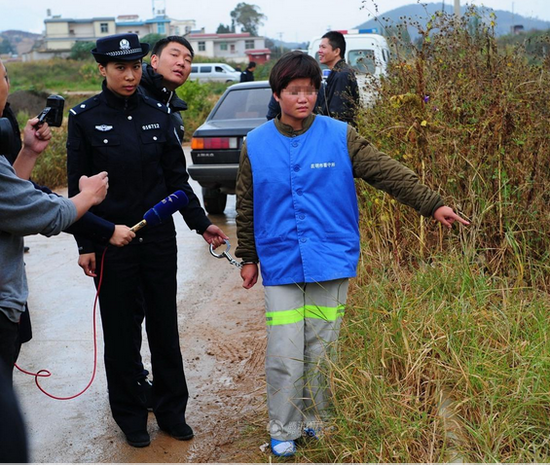 14歲女孩與25歲男友劫殺黑車(chē)司機(jī) 連捅50多刀