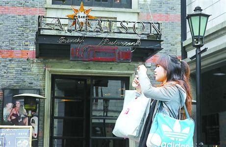 上海廣告牌明天起不得單獨使用外文 市民可監(jiān)督