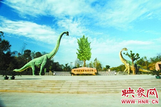 美不勝收 爬山、游園、賞奇觀（組圖）