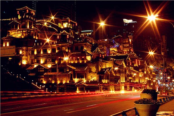 不要溫和地走進那個良夜 因為夜太美！