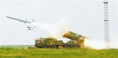 導(dǎo)彈發(fā)射。林曉營(yíng)攝