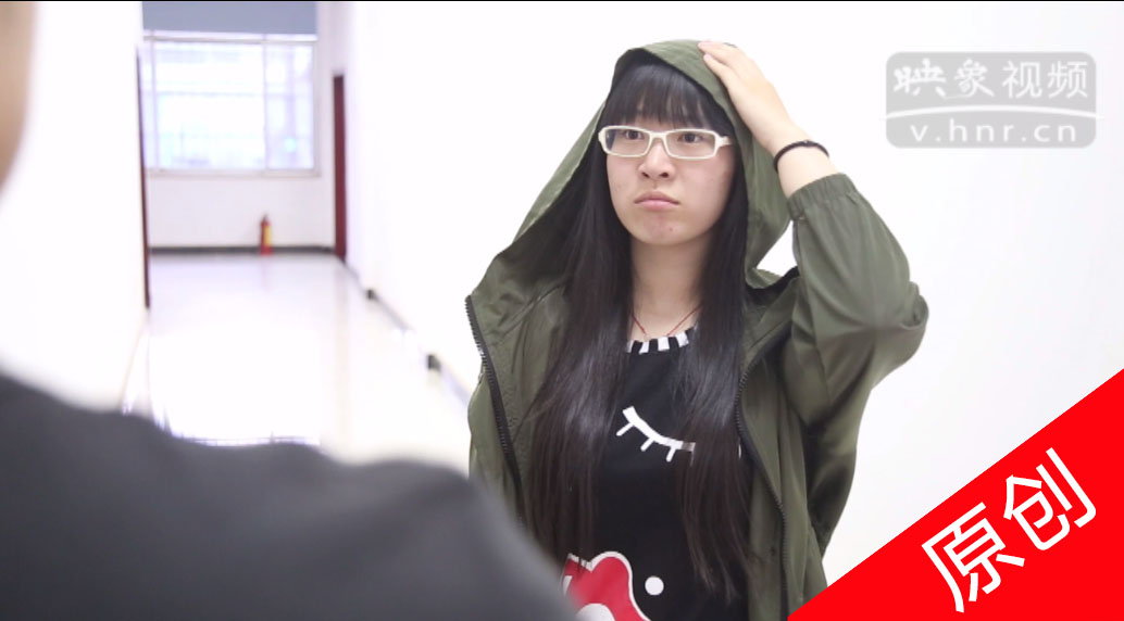 映象視頻原創(chuàng)短?。阂环昼娍炊?015高考入場新規(guī)