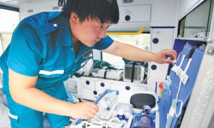 每個(gè)比賽，醫(yī)護(hù)人員都會(huì)提前出現(xiàn)