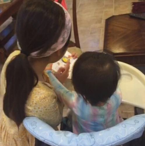 朵朵陪妹妹畫畫 朵朵陪妹妹畫畫