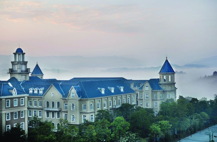 探訪恒大足球?qū)W校 探訪恒大足球?qū)W校