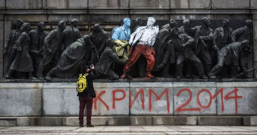 盤點(diǎn)蘇聯(lián)紅軍雕像涂鴉