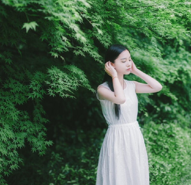 同濟90后學(xué)霸女神?；?顏值爆表清純迷人
